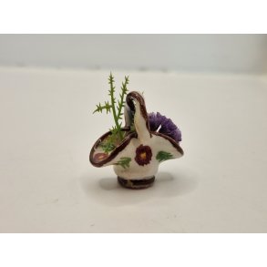 Kurv i keramik med blomster (vintage)