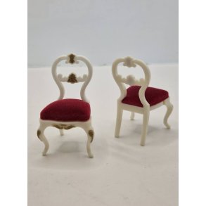 1 stk stol i plastik (brugt/meget fin stand)