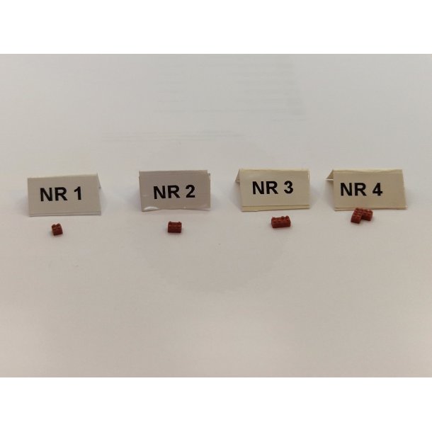 1 stk rdbrun mikro "lege" klods i resin (hndlavet)