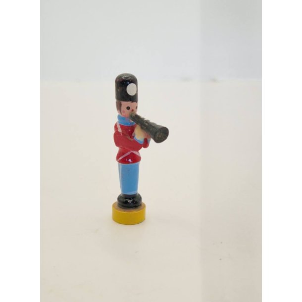 Garde med blse instrument i tr (vintage)