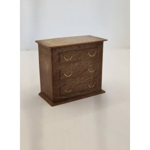 Kommode i plastik, med strm stik (brugt/ikke testet)