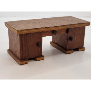 Skrivebord i tr (vintage)