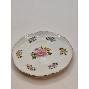 Stort fad i porceln (brugt)  6,6 cm