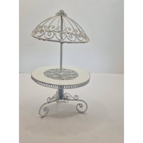 Havebord med parasol i metal (brugt)