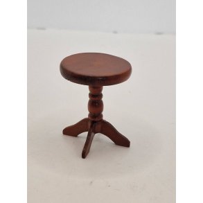 Lille bord i tr (brugt)