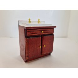 Skab med vask i tr (brugt)