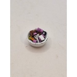 Lille skl med lakrids konfekt (ny/delvis hndlavet)