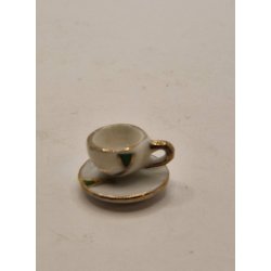 Te kop med underkop i porceln med grnt mnster og guld kant (ny)