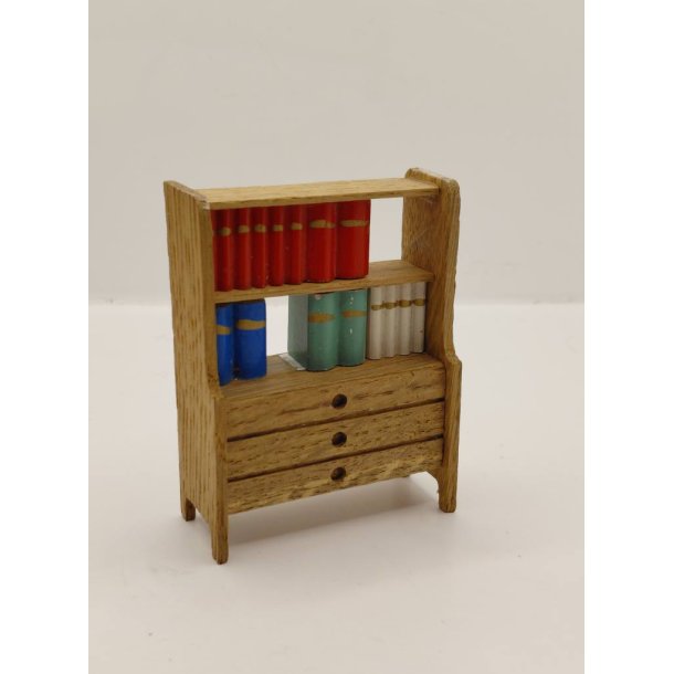 Reol med bger. Lisa (vintage)