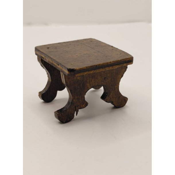 Lille bord/skammel i tr (antik)