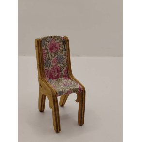 Spisebordsstol i tr (antik)