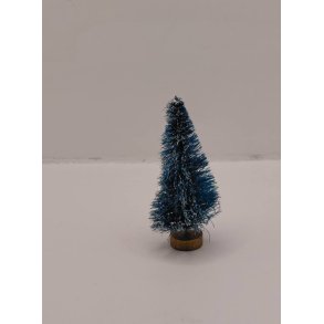 Lille pjusket tr med sne (brugt)