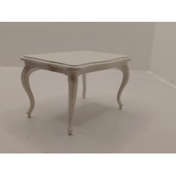 Spisebord i tr�. Lundby (brugt)