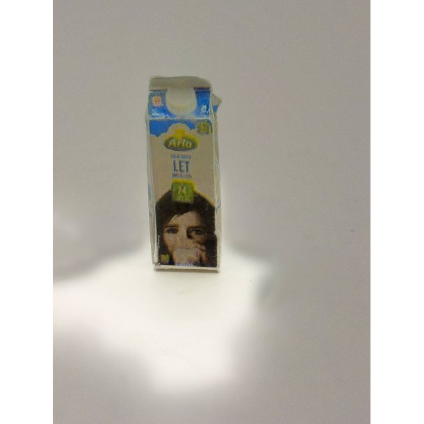 Letm�lk karton (brugt)