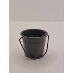 Spand i metal (brugt/som ny) 1:12