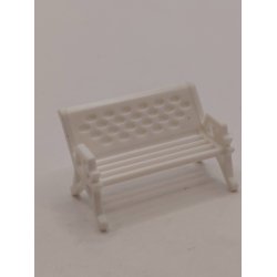 Meget lille b�nk i plastik (brugt) 1:24