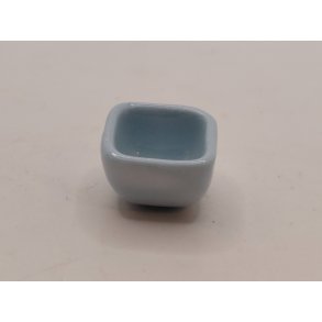 Sk�l i lysebl� porcel�n (brugt/som nyt)