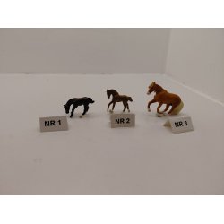 Meget lille hest i plastik (brugt)1:48