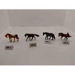 1 stk meget lille hest i plastik (brugt) 1:48
