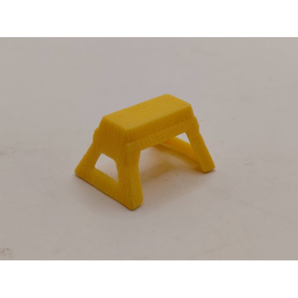 Skammel i plastik (brugt) 1:48