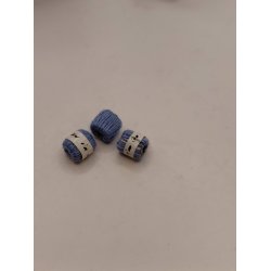 3 n�gler garn (brugte) 1:12/1:16