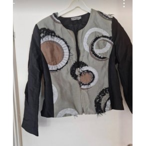 Kort jakke fra Kriss str 44