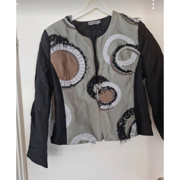 Kort jakke fra Kriss str 44