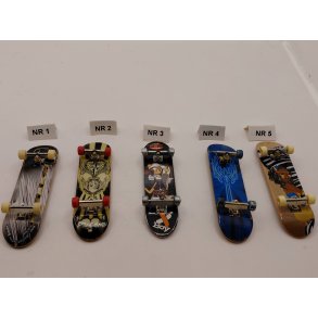 1 stk finger skateboard (brugt)