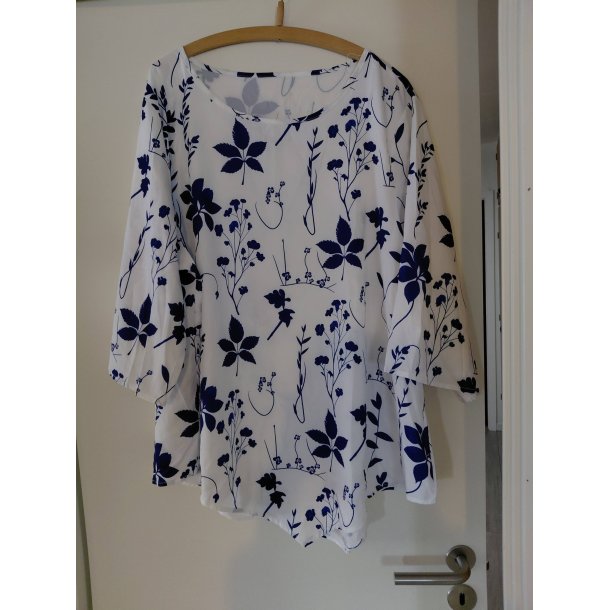 Bluse (brugt/som ny) XXL 