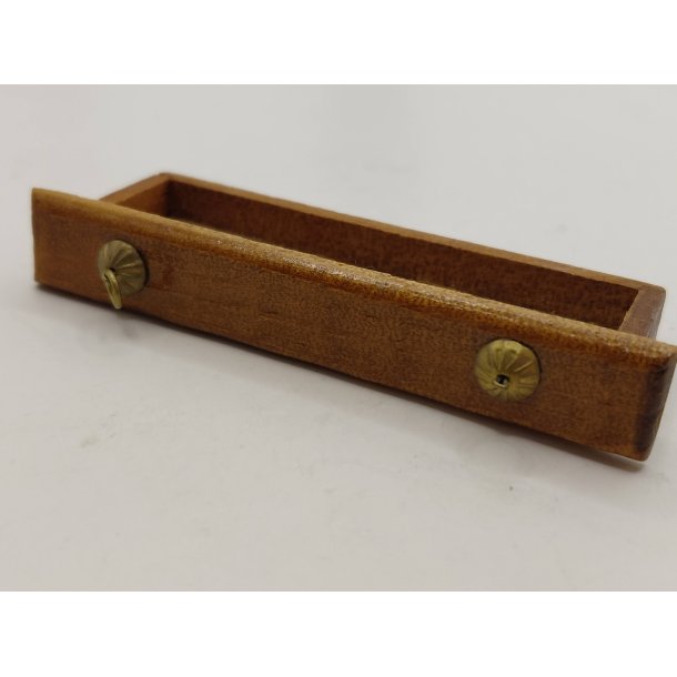 Skuffe i tr� (brugt/defekt)