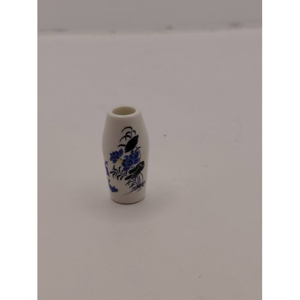 Vase i resin (brugt)