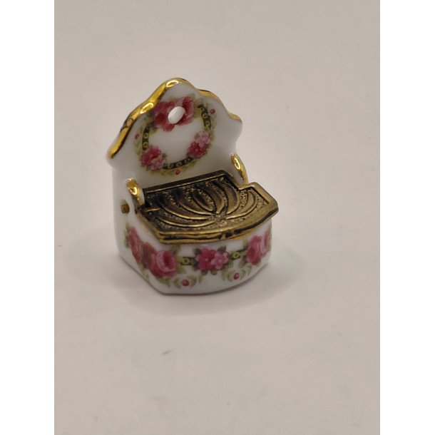 Reutter saltkar i porcel�n (brugt/som ny)