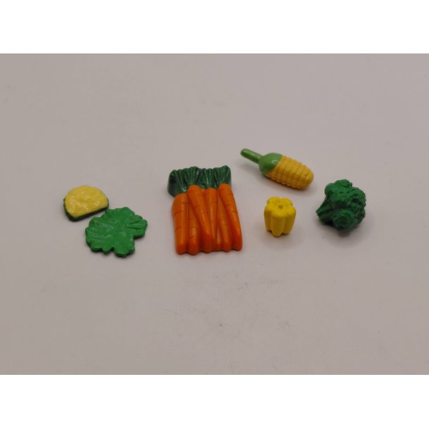 Diverse gr�ntsager i plastik (brugte/som nye)