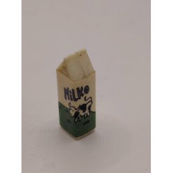 M�lk i plastik (brugt/lidt nusset)