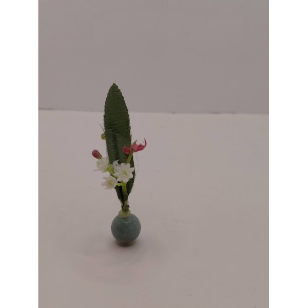 Blomster i vase (brugt)