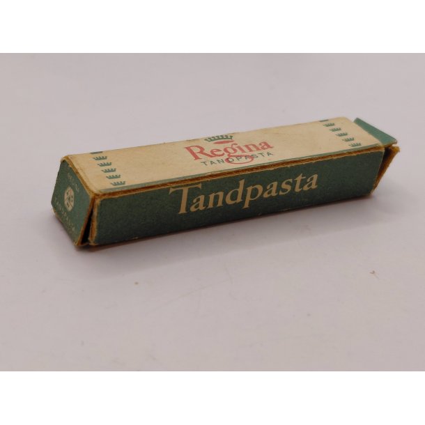 FDB Regina tandpasta �ske i kraftig karton. DANSK (vintage)