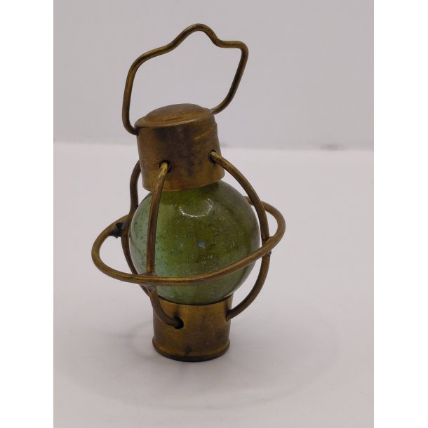  Skibslanterne i metal og med glaskugle (antik)