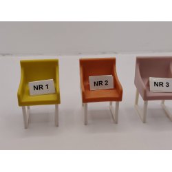 Spisebordsstol. Lundby (brugt) 1:16/1:18