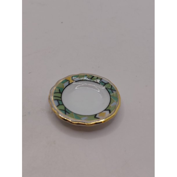 Tallerken i porcel�n  med gr�n kant (ny) � 2,5 cm
