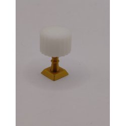 Lille bordlampe i plastik (ny)