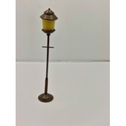 Gadelampe af gamle mnter (gammel)