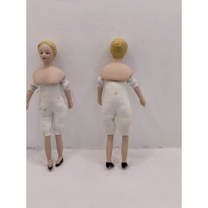 1 stk dukke (brugt med sm� fejl)