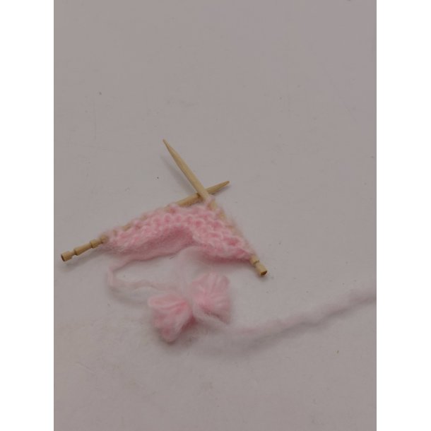 Strikket�j (h�ndlavet)
