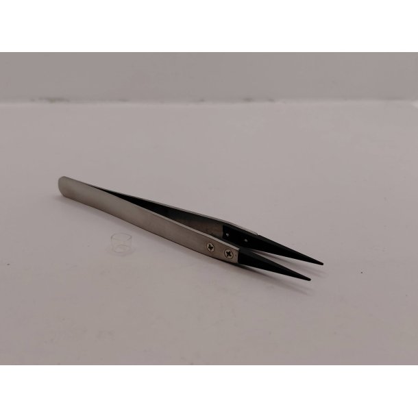 Spids pincet i metal. Scale 1:1 (ny)