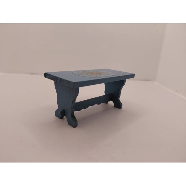 Spisebord i tr�. Lundby (brugt)