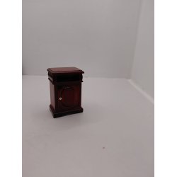 Natbord i tr� (brugt)