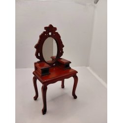 Sminke/toilet bord i tr�. Scale 1:12 (brugt)