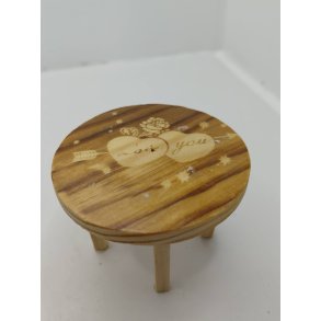 Bord i tr� (brugt) H 5,3 � 6,5 cm