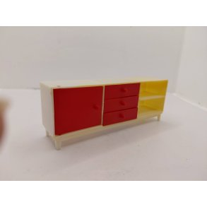 Kommode i plastik. Jean 1:16/1:18 (vintage/lidt defekt)