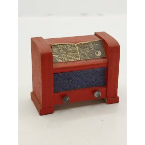 Radio i tr� (vintage/muligvis h�ndlavet)